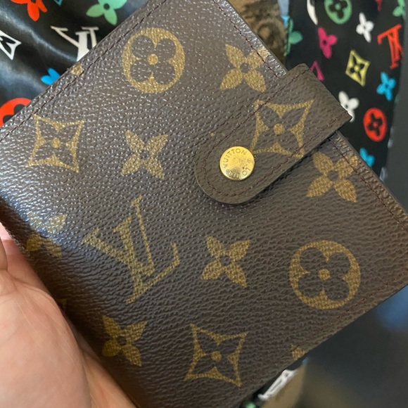 Louis Vuitton Handbags - 🛑SOLD🛑 Authentic Louis Vuitton Compact Wallet